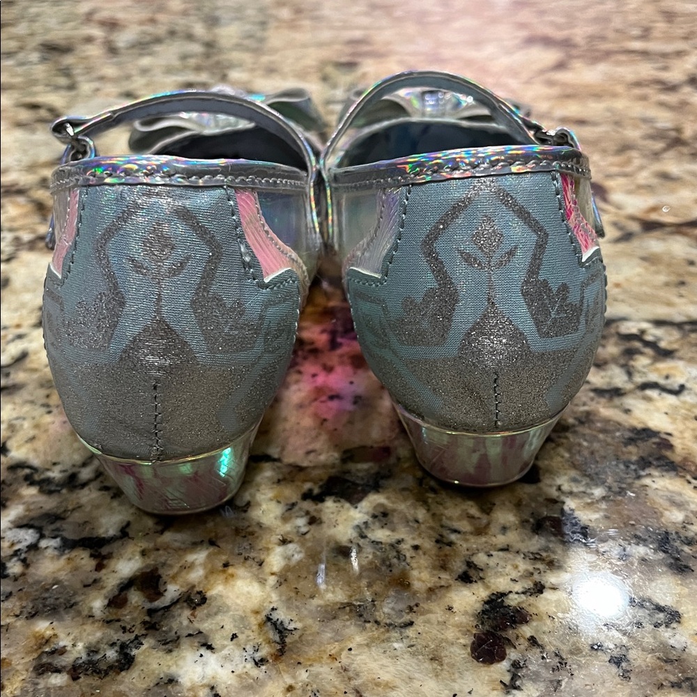 Disney Frozen Holographic Dress Shoes with Bow - Picture 2 of 6